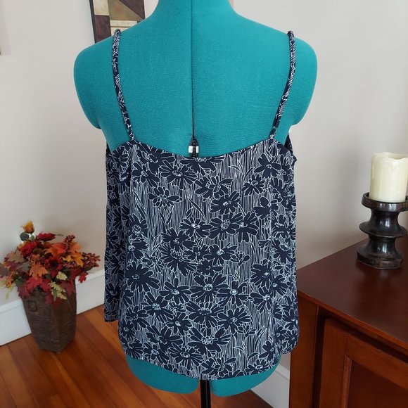 Banana Republic Floral Tank - Picture 7 of 12